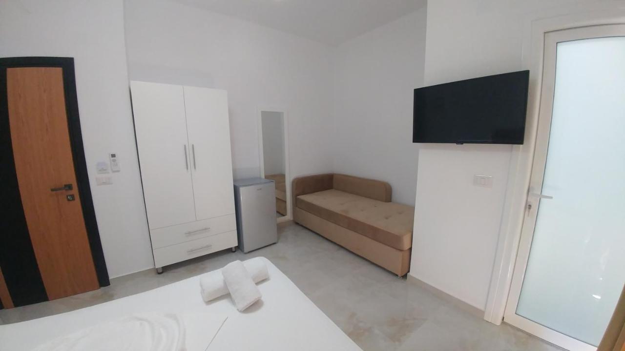 Hotel ZEKA Ksamil Dış mekan fotoğraf