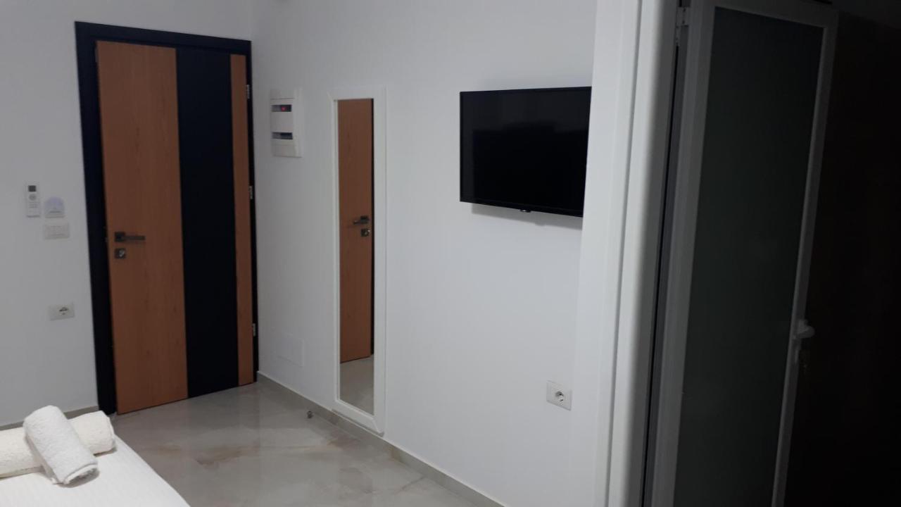 Hotel ZEKA Ksamil Dış mekan fotoğraf