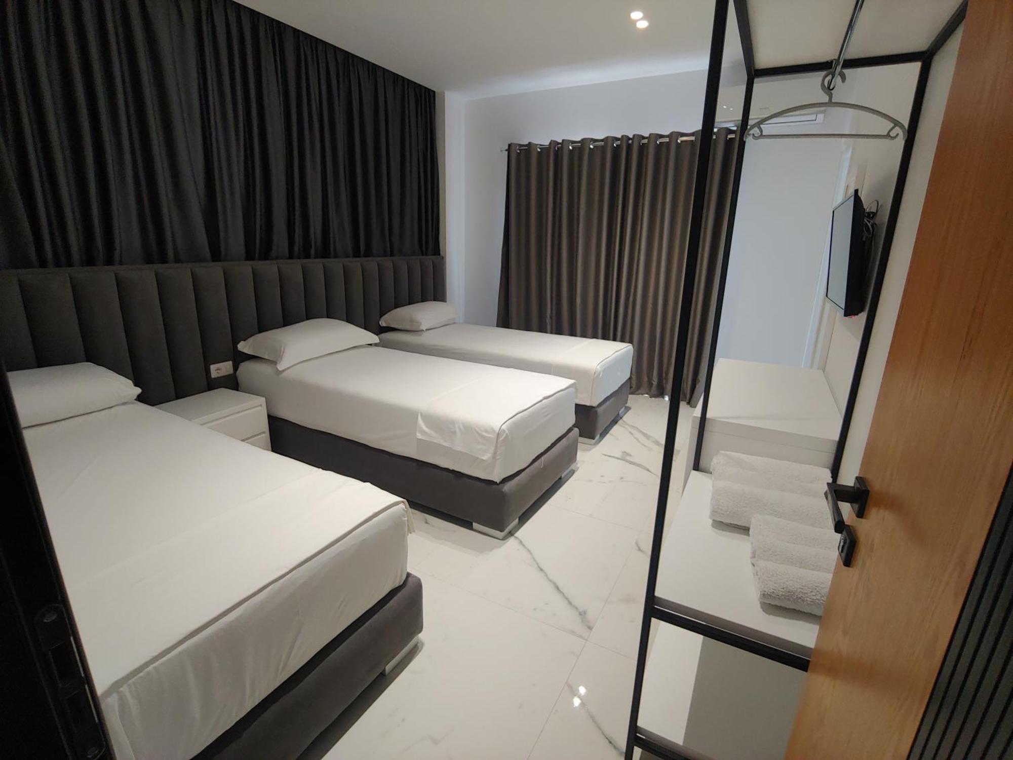 Hotel ZEKA Ksamil Dış mekan fotoğraf