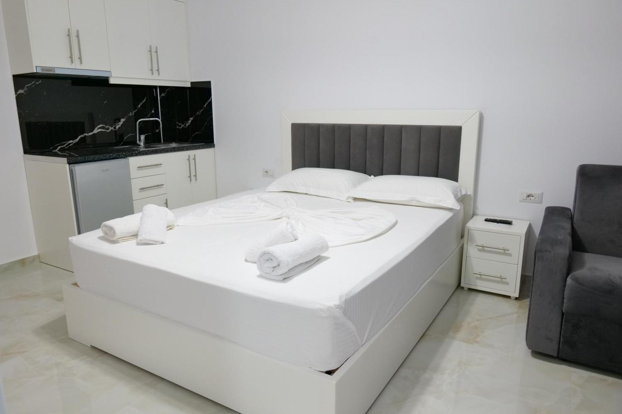 Hotel ZEKA Ksamil Dış mekan fotoğraf